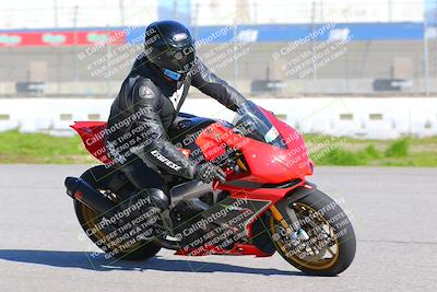 media/Jan-20-2023-Fastrack Riders (Fri) [[f2ad32aba3]]/Level 2/session 3 turn 9/